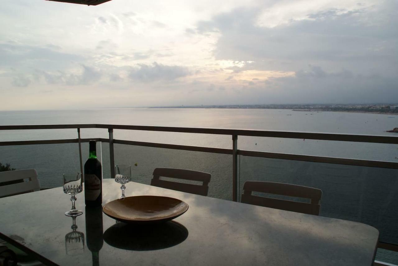 Bahia Apartamento Sobre El Mar Salou Luaran gambar